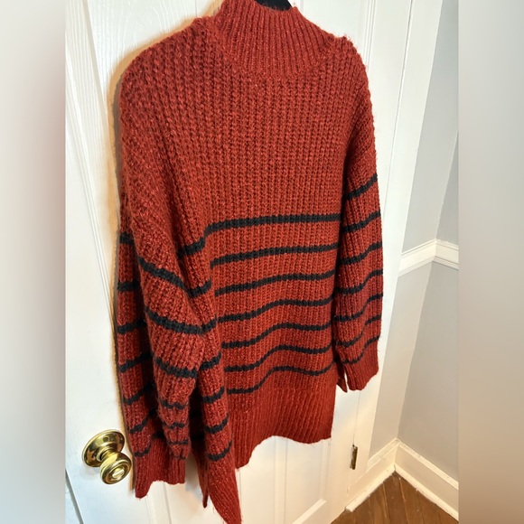 Isabel Maternity by Ingrid & Isabel Cozy High Neck Sweater | Size XL - Picture 8 of 10